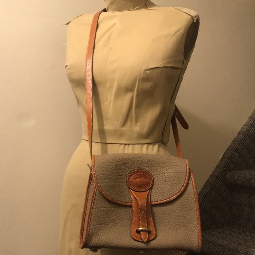 Dooney and Bourke Crossbag